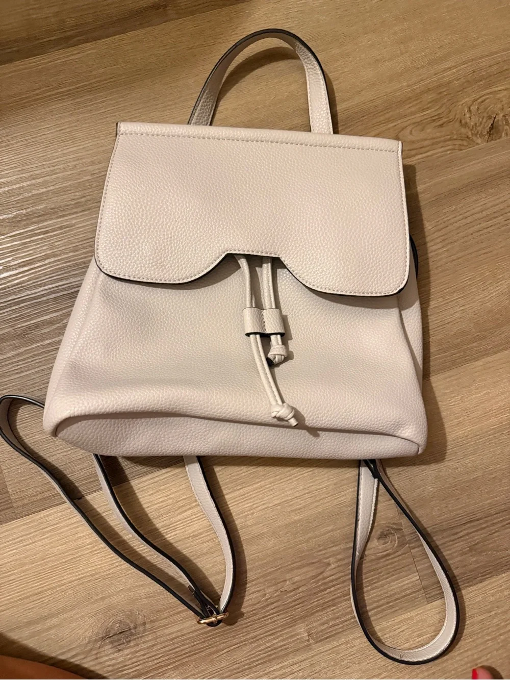 Women’s Cream Leather Backpack Handbag
